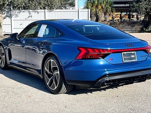 Used 2023 Audi RS e-tron GT w/ Carbon Performance Package image 7