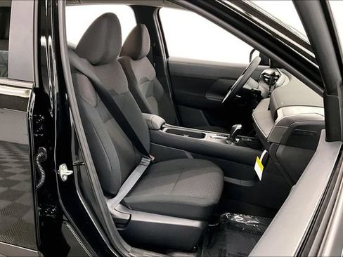 New 2026 Nissan Kicks S FWD image 33