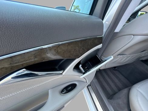 Used 2008 Mercedes-Benz E 350 Sedan image 32