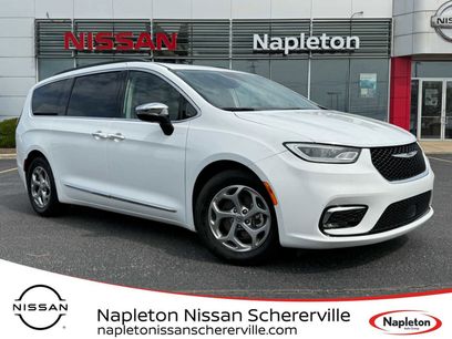 Used 2023 Chrysler Pacifica Limited
