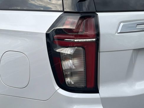 Used 2021 Chevrolet Tahoe High Country w/ Premium Package RWD image 10