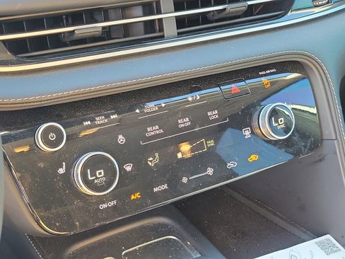 Certified 2025 INFINITI QX60 Pure image 18