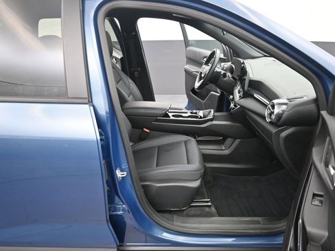 Used 2026 Chevrolet Equinox LT w/ Convenience Package II AWD/4WD image 38