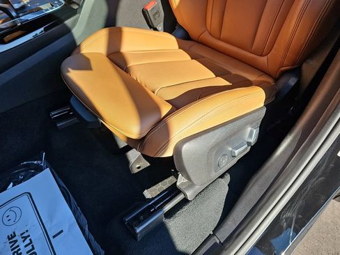 Used 2023 BMW X3 xDrive30i w/ Convenience Package image 34