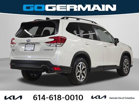 Used 2024 Subaru Forester Premium AWD/4WD image 8