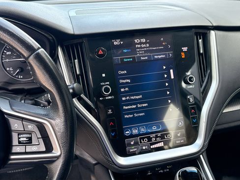 Used 2020 Subaru Outback Premium image 10