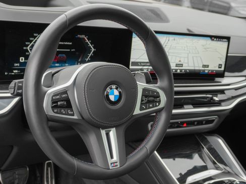Certified 2026 BMW X6 M60i AWD/4WD image 10
