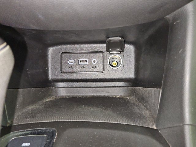Certified 2017 Ford F250 XLT w/ XLT Premium Package AWD/4WD image 73