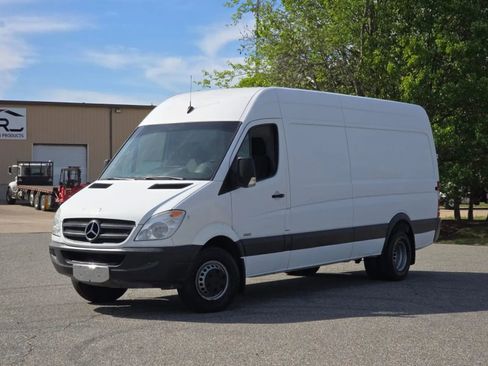 Used 2013 Mercedes-Benz Sprinter 3500 w/ Premium Pkg image 3