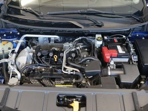 Certified 2021 Nissan Rogue SV image 62