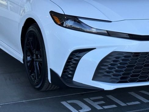 New 2026 Toyota Camry SE image 8