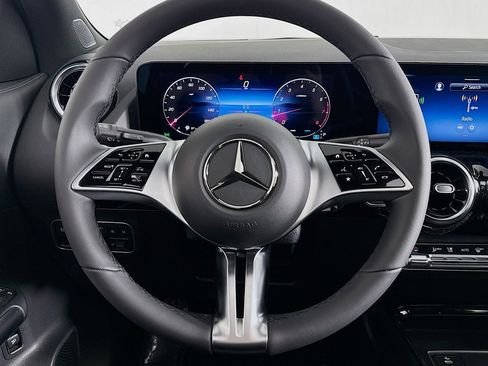 New 2026 Mercedes-Benz GLA 250 image 17