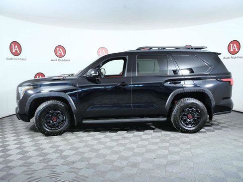 Used 2025 Toyota Sequoia TRD Pro AWD/4WD image 5