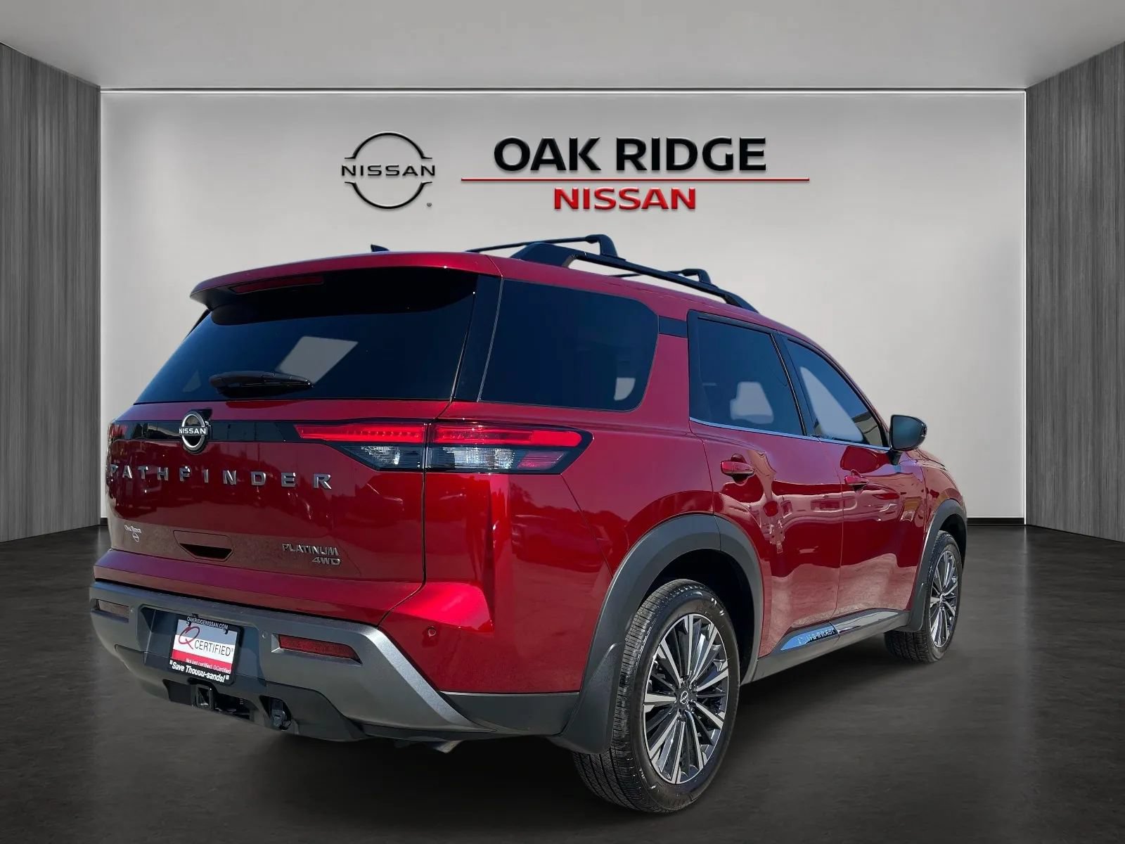 Used 2026 Nissan Pathfinder Platinum w/ Cargo Package AWD/4WD image 3