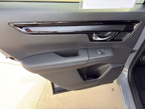 Used 2026 Honda CR-V EX-L image 16