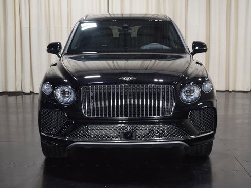 New 2024 Bentley Bentayga Extended Wheelbase image 15