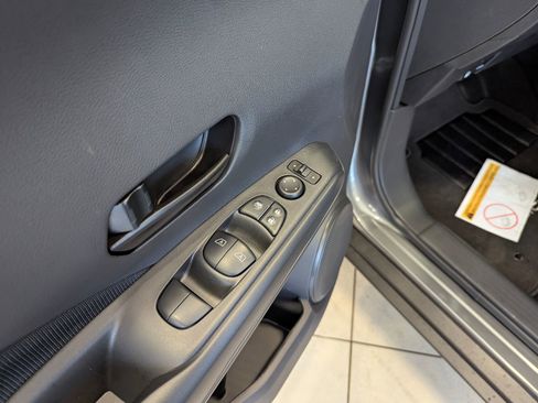 New 2025 Nissan Kicks Play S FWD image 9
