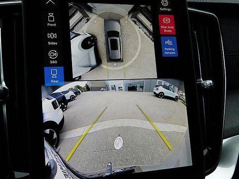 New 2026 Volvo XC90 B6 Ultra w/ Protection Package AWD/4WD image 21