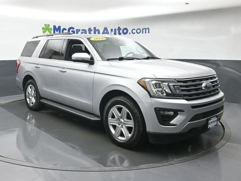 Used 2018 Ford Expedition XLT w/ Equipment Group 202A image 2