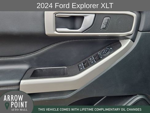 Used 2024 Ford Explorer XLT w/ Equipment Group 202A image 21