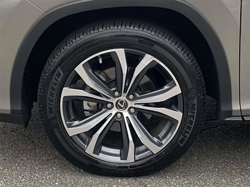 Certified 2022 Lexus RX 350 AWD w/ Premium Package image 10