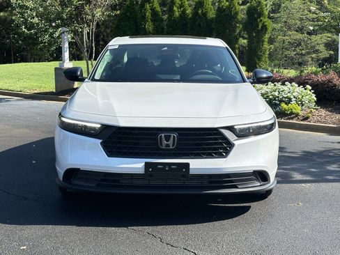 Used 2025 Honda Accord SE image 3