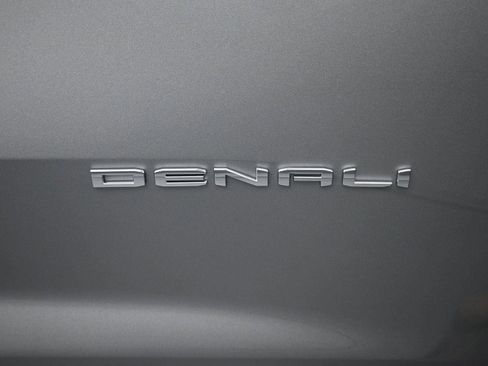 New 2026 GMC Acadia Denali Ultimate image 6
