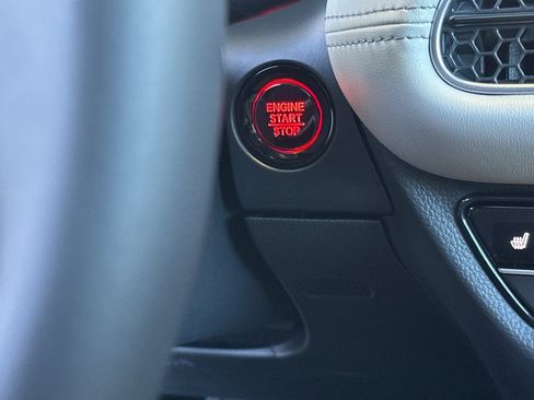 New 2026 Honda HR-V EX-L image 24