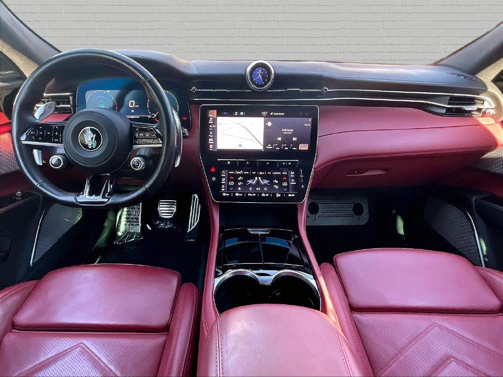 Used 2023 Maserati Grecale Modena AWD/4WD image 7