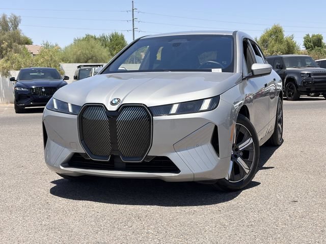 Used 2026 BMW iX xDrive45 AWD/4WD image 4