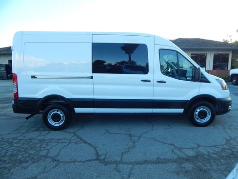 Used 2024 Ford Transit 250 148 Medium Roof w/ Load Area Protection Package image 9