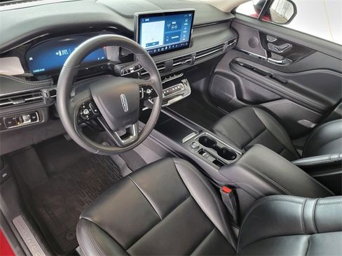 Certified 2024 Lincoln Corsair AWD w/ Equipment Group 101A image 19