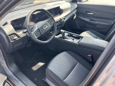 New 2026 Nissan Sentra SV w/ Floor Mat Package FWD image 13