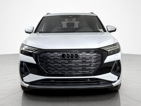 Used 2024 Audi Q4 e-tron Prestige w/ Black Optic Package image 8