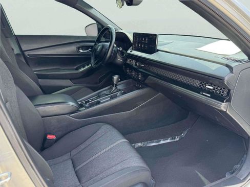 Used 2024 Honda Accord Sport image 57