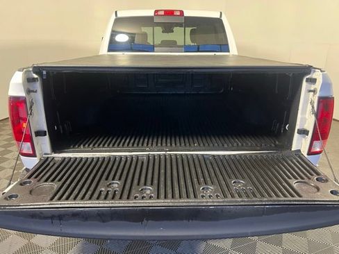 Used 2018 RAM 2500 SLT AWD/4WD image 13