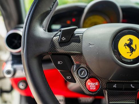 Used 2019 Ferrari 812 Superfast image 25