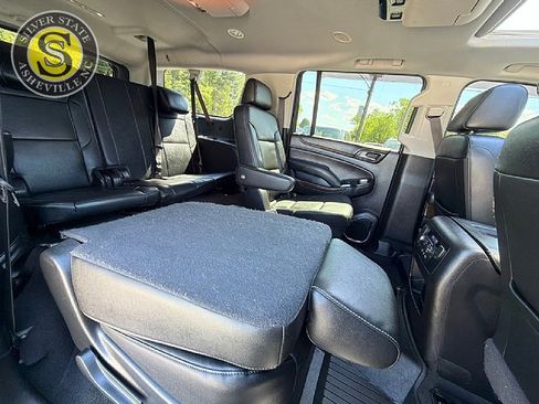 Used 2019 Chevrolet Suburban LT image 20