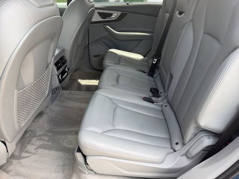 Used 2018 Audi Q7 2.0T Premium Plus w/ Premium Plus Package AWD/4WD image 13