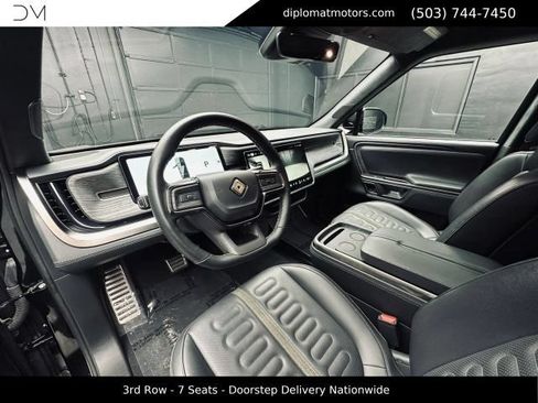 Used 2024 Rivian R1S Adventure AWD/4WD image 16