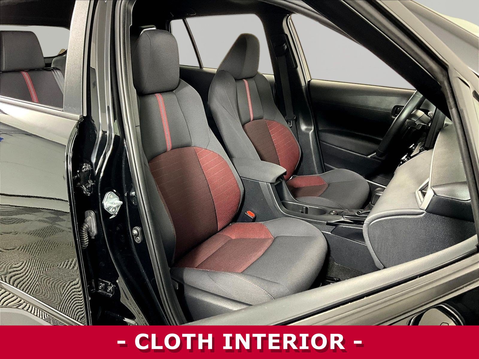 Used 2024 Toyota Corolla Cross AWD Hybrid image 28