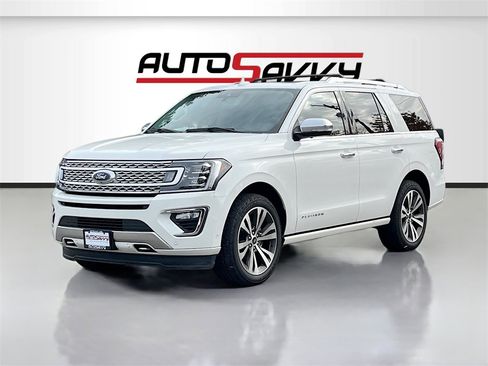 Used 2021 Ford Expedition Platinum image 3