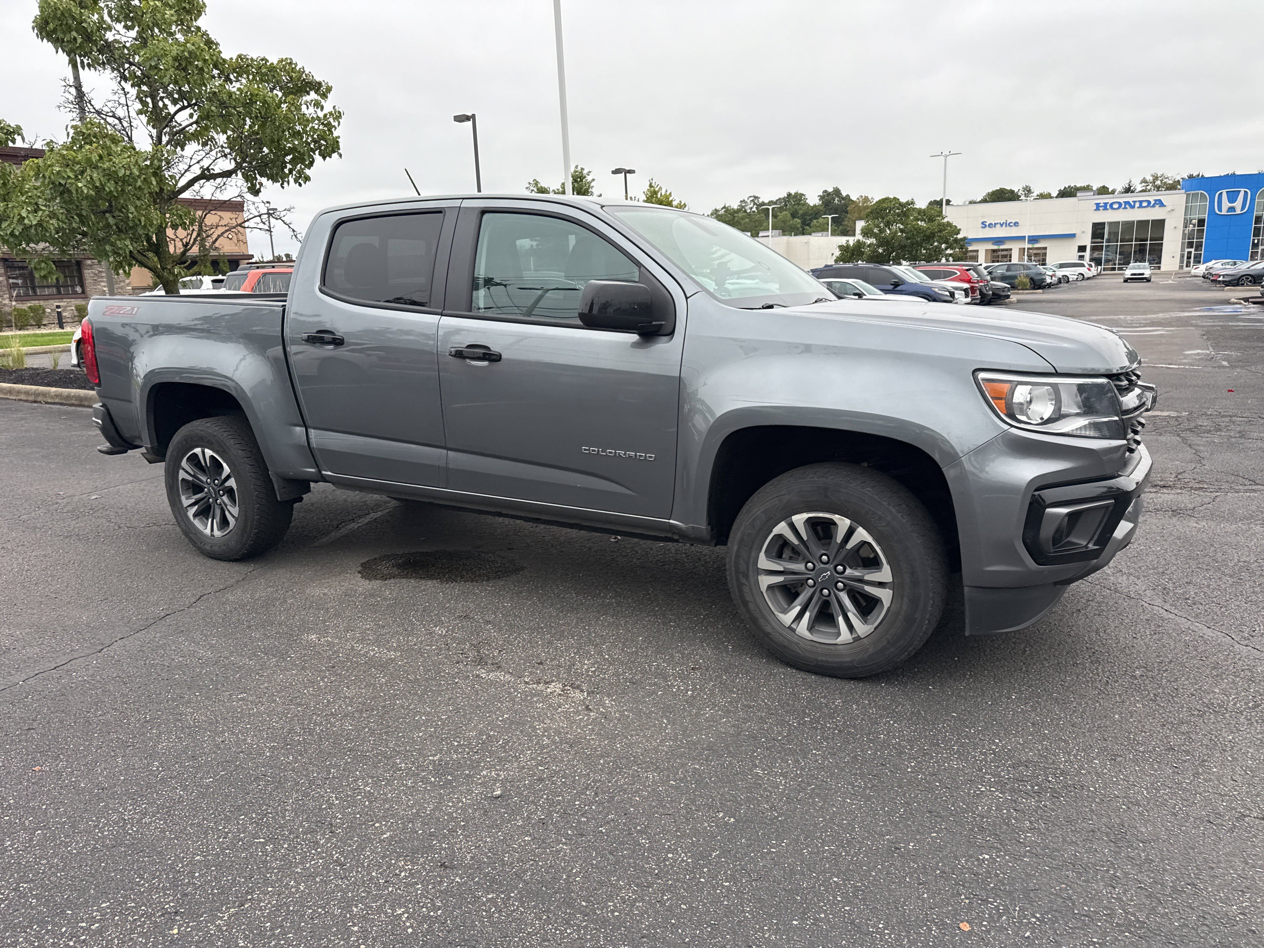 Used 2022 Chevrolet Colorado Z71 AWD/4WD image 22