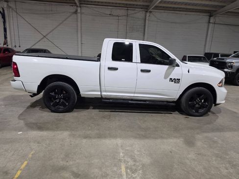 Used 2019 RAM 1500 Express w/ Express Value Package AWD/4WD image 15