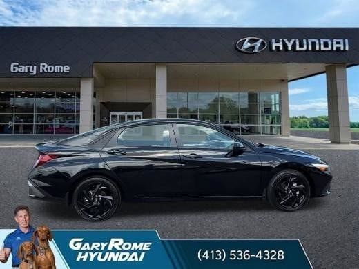 Used 2026 Hyundai Elantra Sport FWD image 10