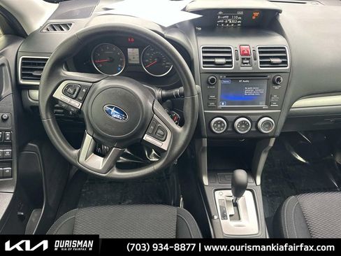 Used 2018 Subaru Forester 2.5i w/ Alloy Wheel Package image 9