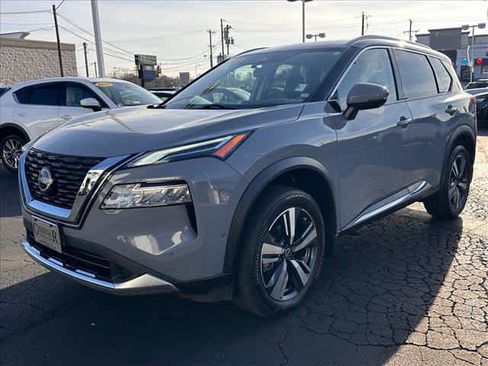 Used 2023 Nissan Rogue Platinum w/ Platinum Premium Package image 7