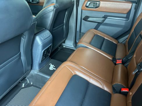 Certified 2024 Ford Bronco Outer Banks AWD/4WD image 4