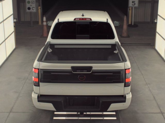 Certified 2026 Nissan Frontier Pro-X w/ Pro-X Convenience Package RWD image 9