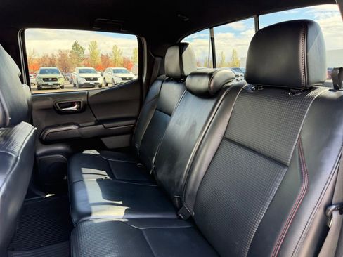 Used 2017 Toyota Tacoma TRD Pro image 28